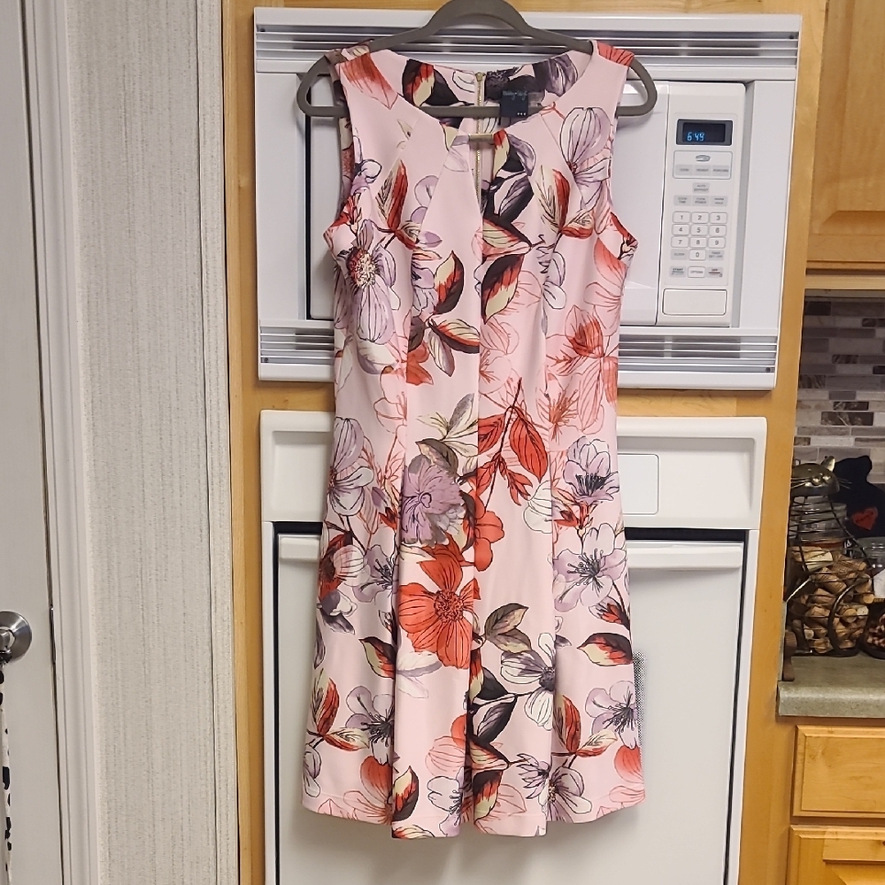Gabby Skye Pink and Orange Sleeveless Midi Dress